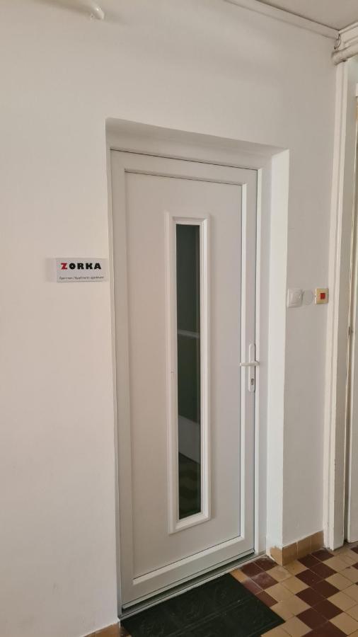 Apartamento Zorka Apartman Keszthely Exterior foto